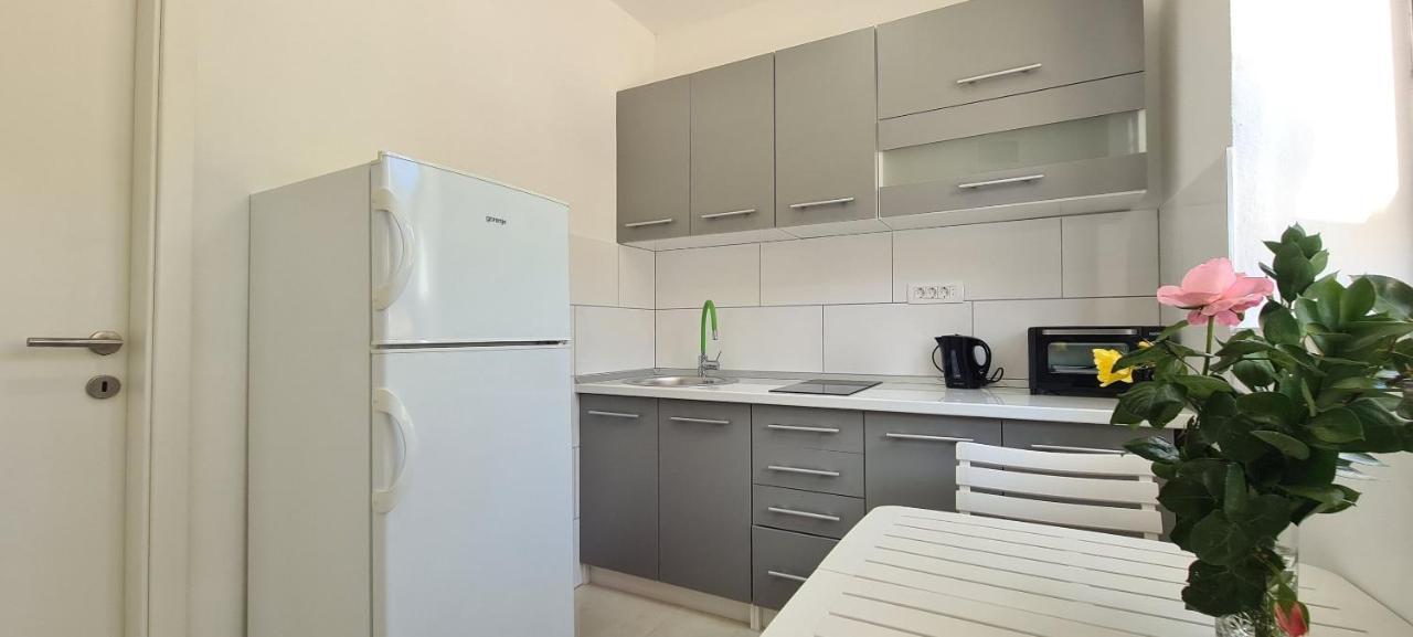 Ana I Ante Apartment Milna (Hvar)